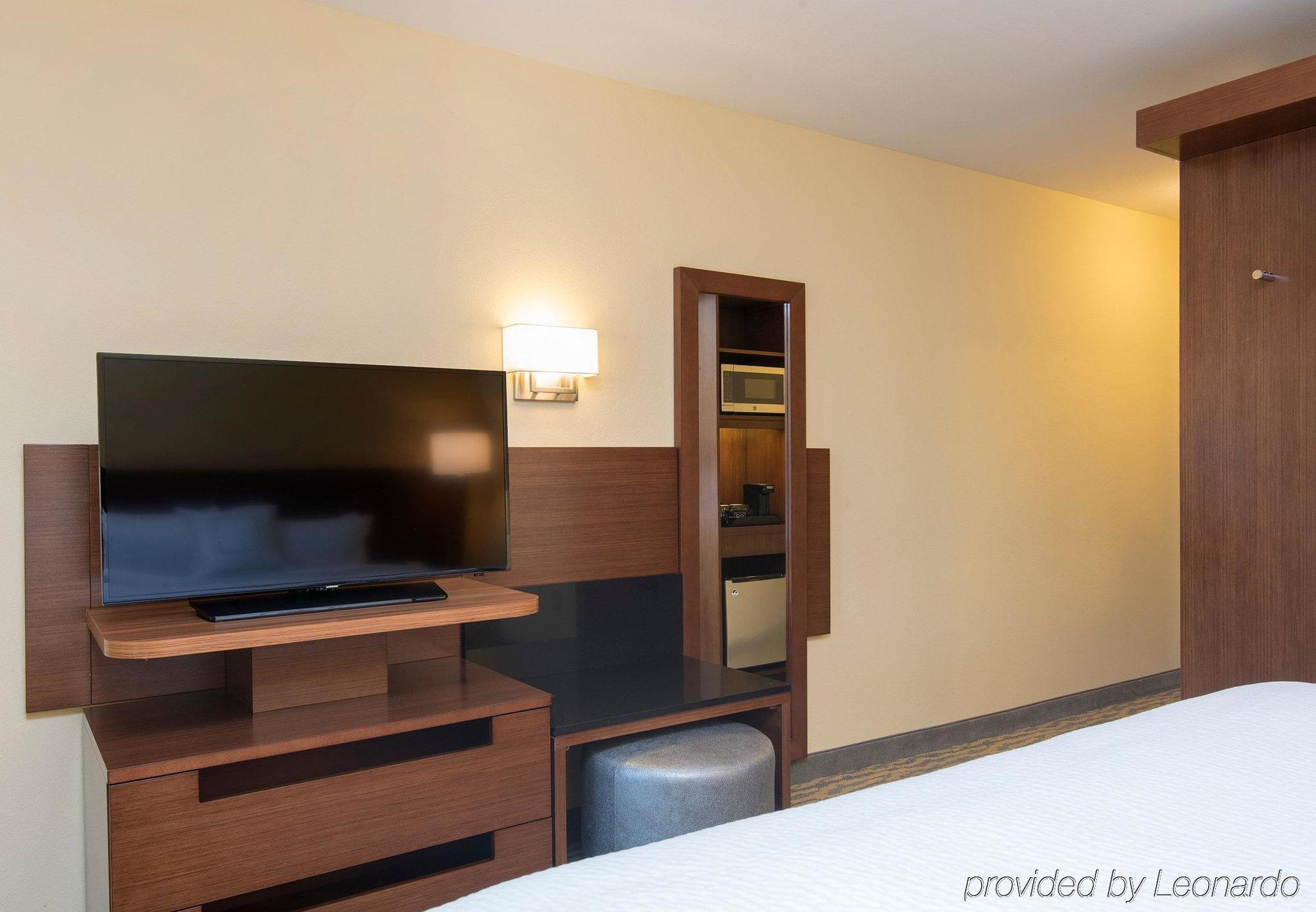 Fairfield Inn & Suites By Marriott Tampa Westshore/Airport Екстер'єр фото